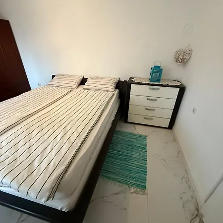 Dijana Apartamento